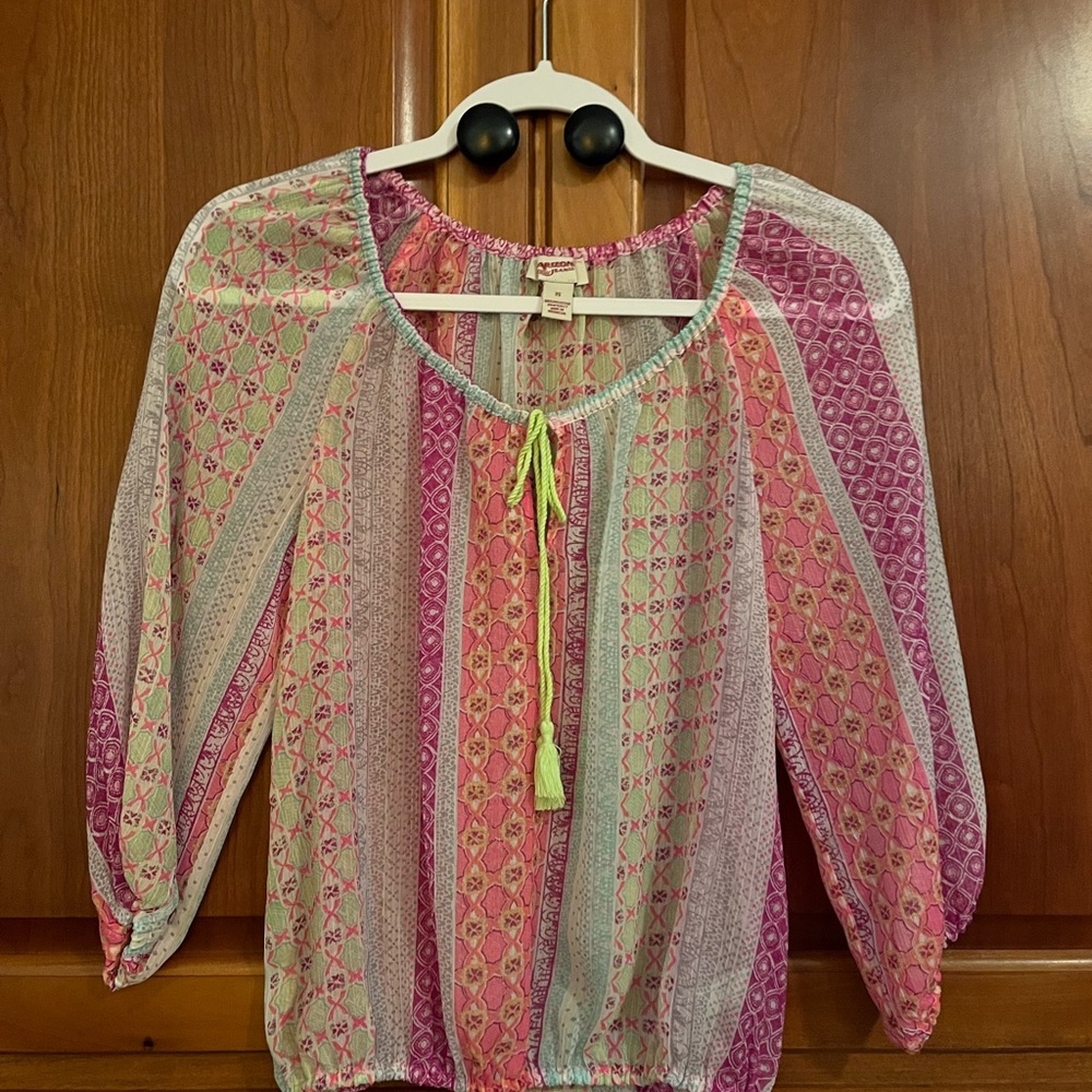 Arizona Sheer 3/4 Length Sleeve Top XS